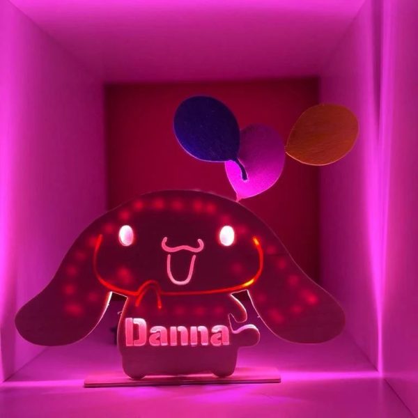 Lampara de cinamoroll con luz rosa